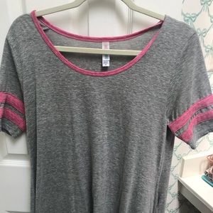 XS LuLaRoe Perfect T